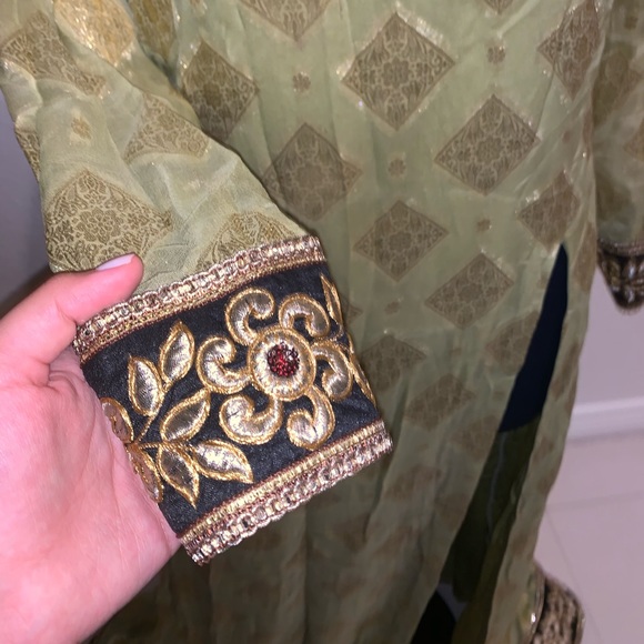 Long Indian Dress - Picture 3 of 4